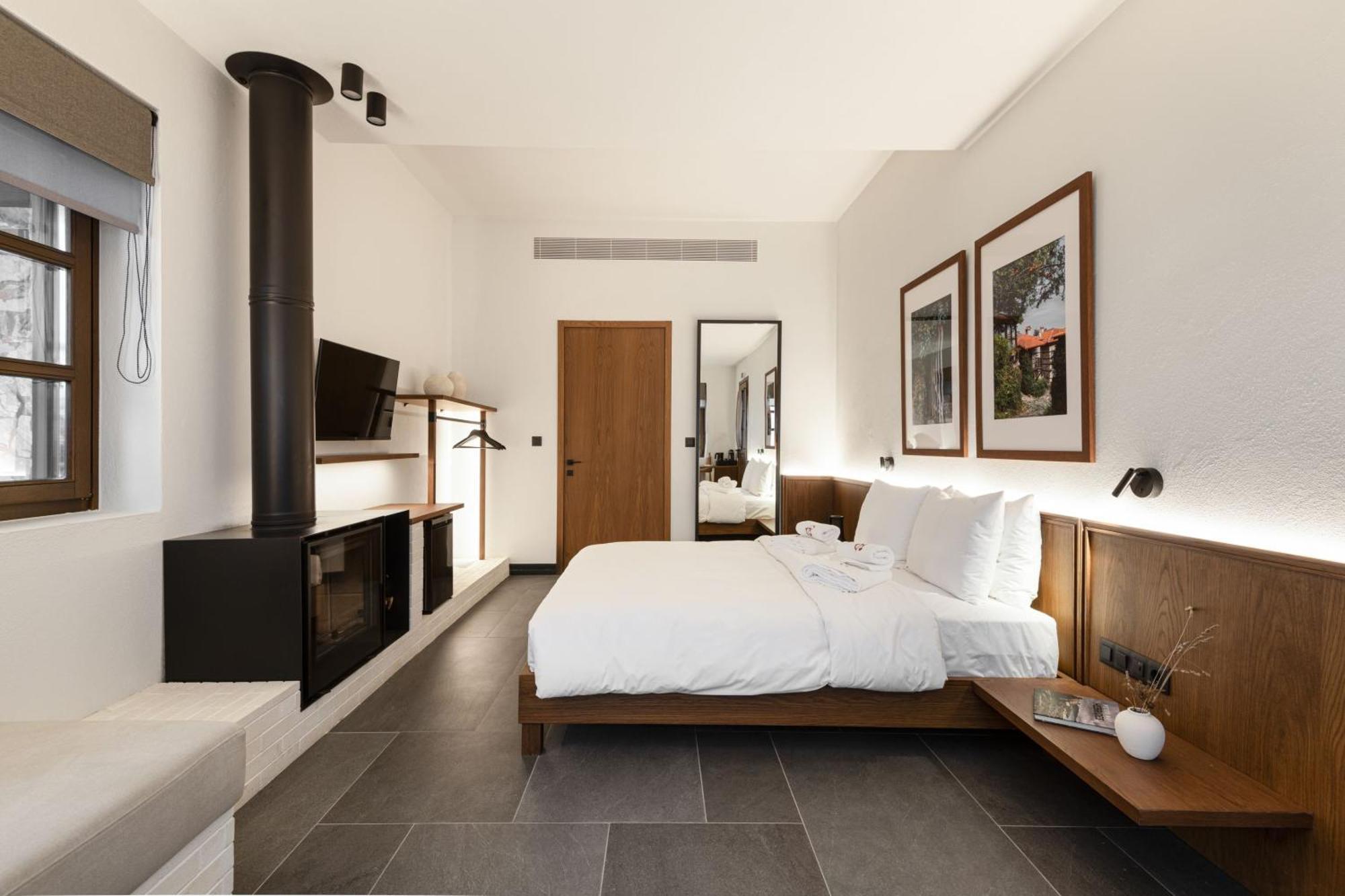 Unedo All Seasons Boutique Hotel Палеос-Пантелеймонас Экстерьер фото